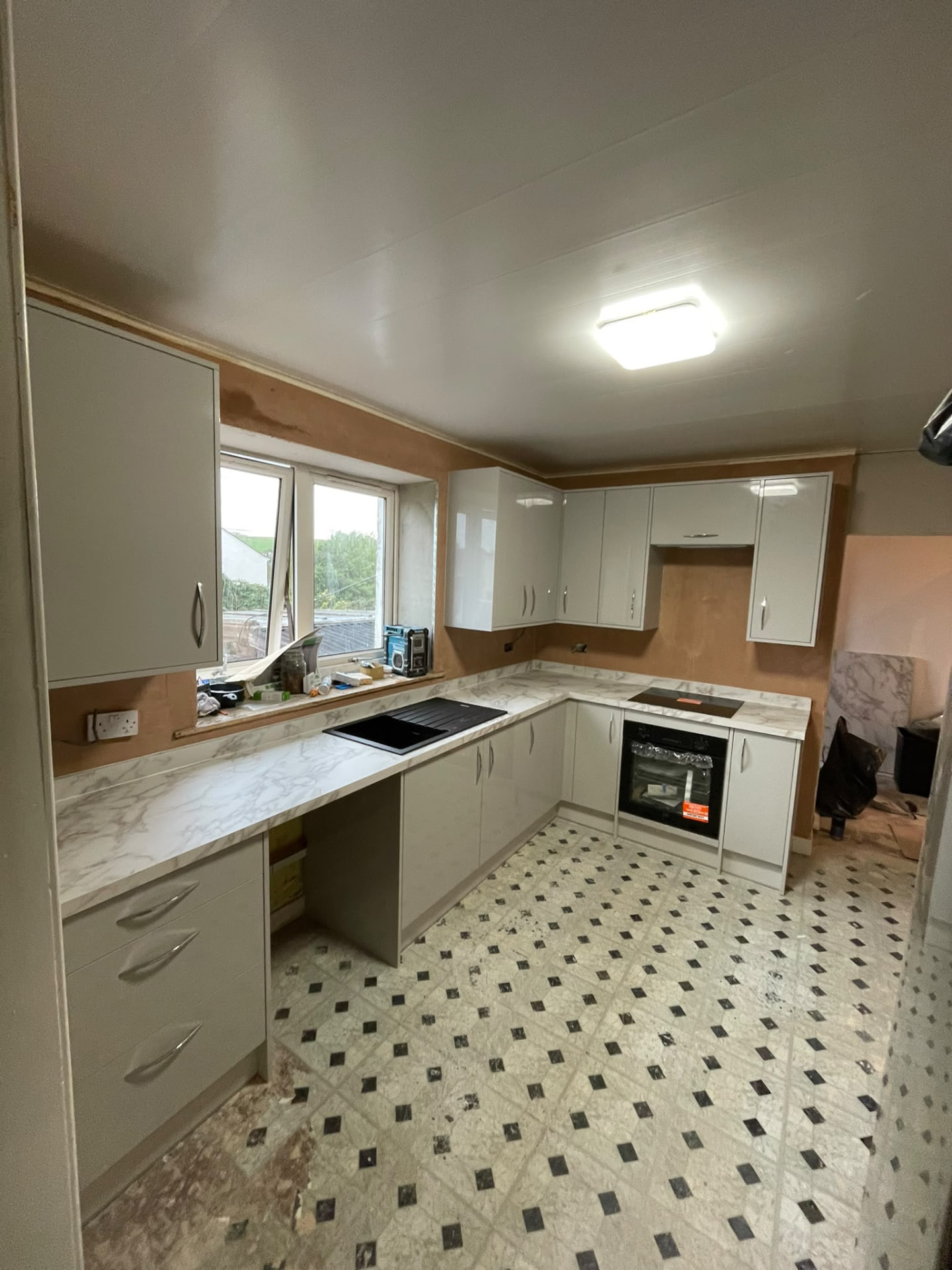White Gloss Kitchen